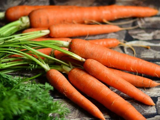 Морква попре як на дріжджах: обов'язкове і важливе підживлення рослин влітку (відео)