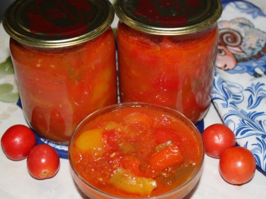 Улюблене лечо для всієї родини – готуємо на зиму літню смакоту