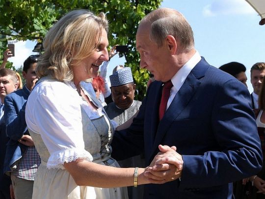 Карін Кнайсль та володимир путін