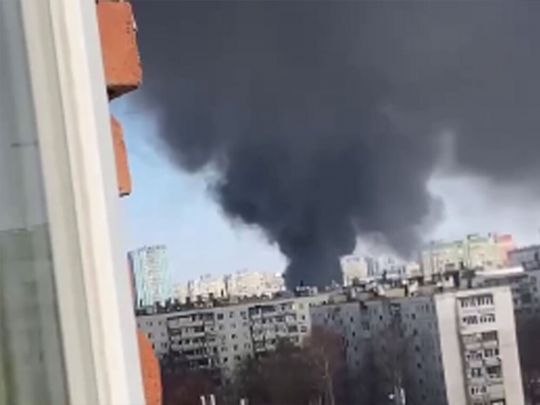 Російські фашисти завдали ракетного удару по Харкову: загинули троє людей (відео)