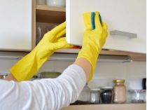 Отмыть кухню до блеска без особых усилий: известный блогер рассказала способ