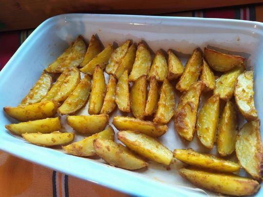 Картофель, запеченный в сухом кляре