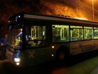 Автобус после обстрела в Иерусалиме
