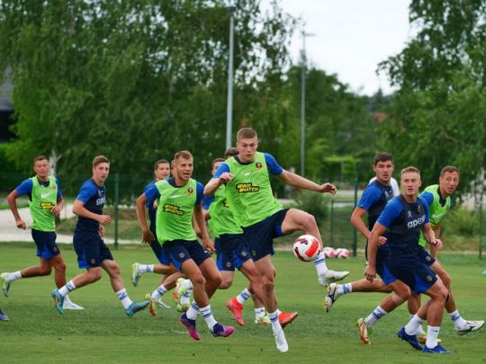 Дніпро-1