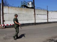 &laquo;После того как нас заставили вырыть себе могилы, но&nbsp;все&nbsp;же оставили в&nbsp;живых, я&nbsp;думал, что ад&nbsp;позади. Ошибся&raquo;,&nbsp;&mdash; узник Еленовки