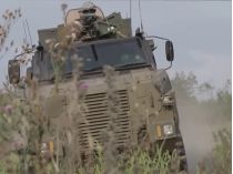 ВСУ используют австралийские бронеавтомобили Bushmaster 