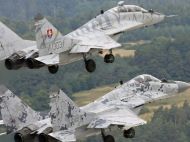 Словаччина передає Україні бойові літаки: названо терміни