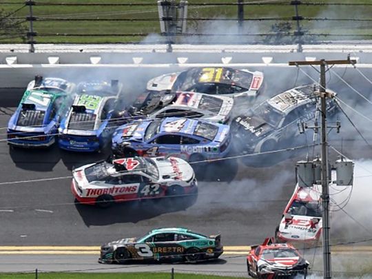 Аварія під час гонки серії NASCAR