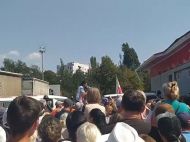 &laquo;Окупанти доводять людей до&nbsp;межі виживання&raquo;: радник мера Маріуполя розповів про голодний бунт у&nbsp;місті