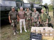 Президент львівського&nbsp;ФК &laquo;Рух&raquo; Григорій Козловський передав ЗСУ 6 вантажівок