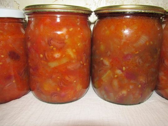 Салат із перцю й квасолі