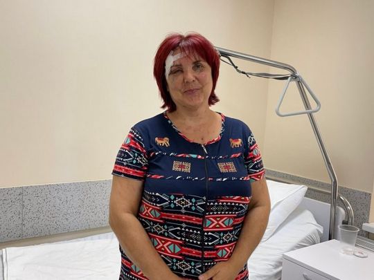 жінка, яка постраждала під час ракетного удару РФ по Сергіївці Одеської області