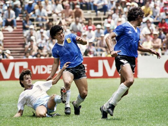 Диего Марадона против Англии на ЧМ-1986