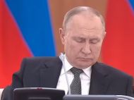 Старик расслабился: путин задремал на&nbsp;совещании с&nbsp;чиновниками (видео)