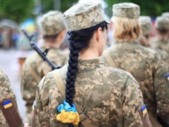 Жінки в армії 