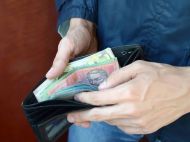 Зарплати українців почнуть зростати: у&nbsp;Кабміні пояснили, коли це&nbsp;станеться