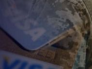 Працівниця моргу влаштувала шопінг на&nbsp;гроші загиблих бійців ЗСУ