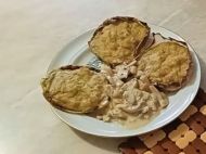 Вкусные деруны &laquo;Бандуряники&raquo; по&nbsp;старинному лемковскому рецепту: готовятся легко и&nbsp;просто&nbsp;&mdash; в&nbsp;духовке на&nbsp;капустном листе (видео)