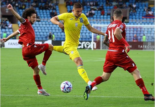 Вірменія — Україна