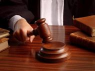 Укусил патрульного за&nbsp;ухо: суд в&nbsp;Киевской области вынес приговор рецидивисту