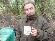 &laquo;Во&nbsp;время редкого затишья зову ребят на&nbsp;молитву. На&nbsp;войне атеистов нет&raquo;: бывший милиционер и&nbsp;священник о&nbsp;ситуации на&nbsp;фронте близ Донецка