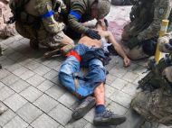 Ексгібіціоніст, який застрелив поліцейську у&nbsp;Чернівцях, загинув під час затримання (відео)