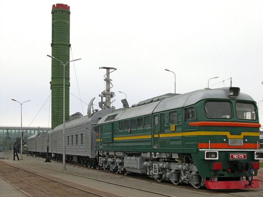 Могут ударить превентивно: Жданов объяснил, насколько опасен «ядерный поезд» у границ Украины