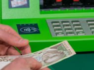ПриватБанк відновив видачу міжнародних переказів через термінали самообслуговування: як&nbsp;отримати гроші