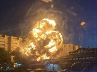 Снесло целый подъезд: военный самолет с&nbsp;полным боекомплектом упал на&nbsp;многоэтажку в&nbsp;российском Ейске (фото, видео)