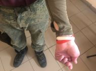 Мітять особливими браслетами: &laquo;вагнерівці&raquo; масово вербують на&nbsp;війну ув'язнених із&nbsp;ВІЛ та&nbsp;гепатитом С,&nbsp;&mdash; розвідка