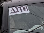 Оккупанты расстреляли гражданский автомобиль на&nbsp;блок-посту под Херсоном: двое убитых, ранен ребенок