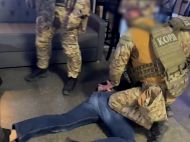 &laquo;Нападник став ногою мені на&nbsp;груди і&nbsp;прицілився у&nbsp;голову&raquo;: затримано підозрюваного у&nbsp;резонансному злочині