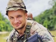 &laquo;До&nbsp;останнього захищав Батьківщину, хоча міг залишитися в&nbsp;комфортних умовах в&nbsp;іншій країні&raquo;: українці просять надати звання Героя України загиблому бійцю