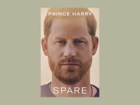 Обложка мемуаров принца Гарри