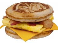 McDonald&rsquo;s возобновил работу нескольких ресторанов: где открылись новые &laquo;маки&raquo;