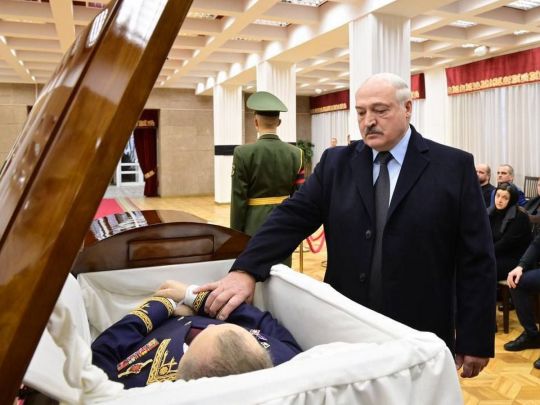 Лукашенко на похороні Макея