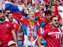 Фанаты сборной Сербии