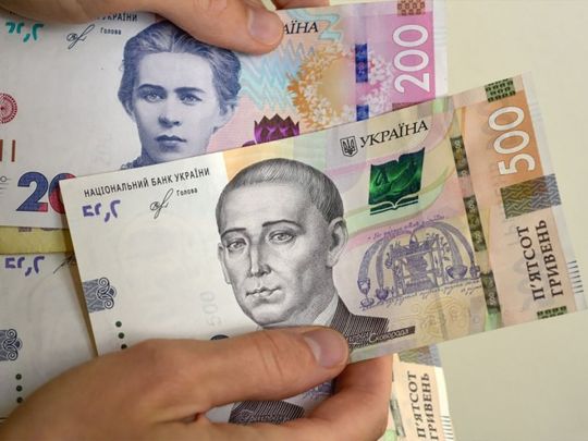 Українців чекає суттєве падіння доходів у 2023 році: чи чекати на компенсації від Кабміну