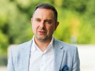 &laquo;Я&nbsp;не&nbsp;дівчина, щоб мене любити&raquo;: міністр спровокував сексистський скандал