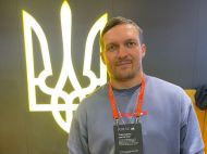 &laquo;Я&nbsp;презираю москалей&raquo;: Усик о&nbsp;путине, Зеленском и&nbsp;жене, родившейся в&nbsp;россии