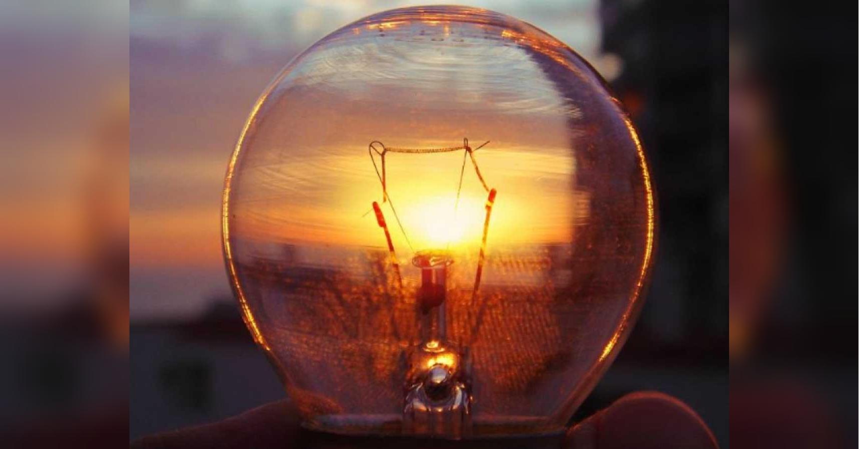 Відключення світла – енергетики розповіли про ситуацію в різних регіонах