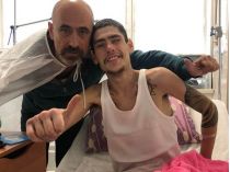Александр Гордеев с сыном Алексеем в госпитале