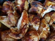 С&nbsp;медом и&nbsp;чесноком: простой рецепт куриных ножек в&nbsp;карамели