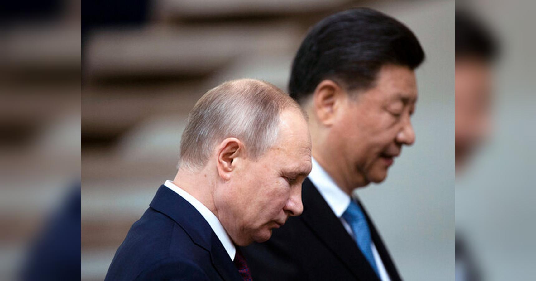 «Це на Захід вони готові „бикувати“, а стосовно китайських сюзеренів — паїньки»: дослідник путінізму про амбіції Кремля