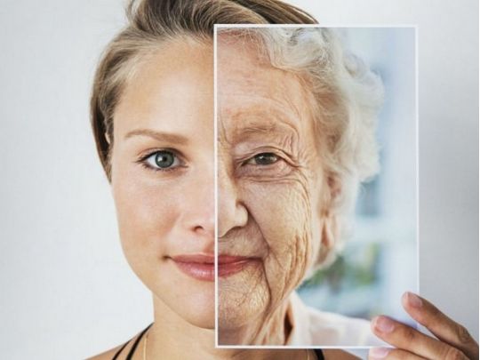Обличчя жінки та вікові зміни