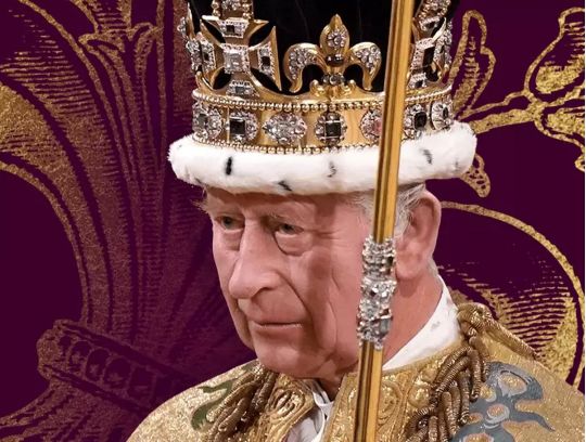 Король Чарльз III під час коронації