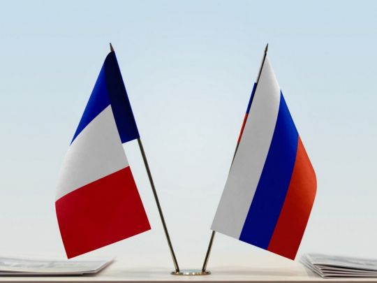Через війну в Україні загальмувалися плани франко-російського впливу на Кавказі