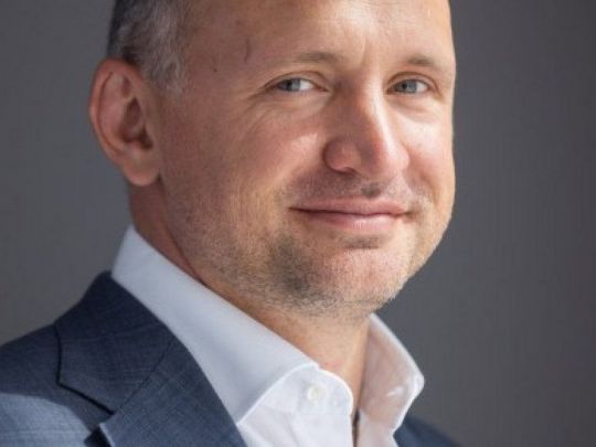 олег татаров