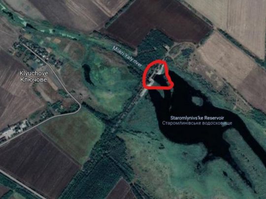 Дамба на на р. Мокрі Яли