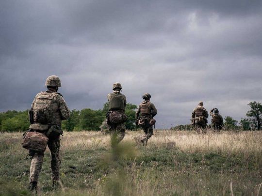 Украинские военные в степи